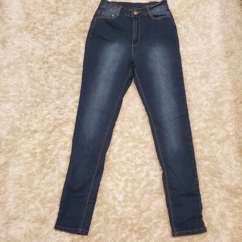 UWJ High-Waisted Skinny Jeans